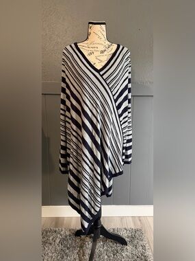Striped Black and Gray Wrap-Style Women's light-weight Poncho